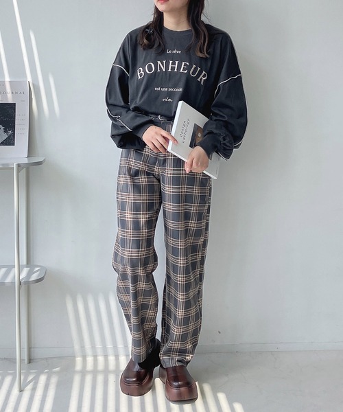 AS KNOW AS plus（アズノゥアズプラス）の「◇配色ロゴビッグサイズロンT（Tシャツ/カットソー・レディース・モカ/オートミール/スミクロ・FREE）」の20枚目の写真