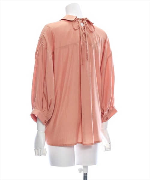 clear（クリア）の「バックスピンドル裾タックブラウス [シンプル可愛い ベーシック]≪再入荷≫（シャツ/ブラウス・レディース・サーモンピンク/グリーン/オフホワイト/ブラック/グレイッシュベージュ・F）」の14枚目の写真