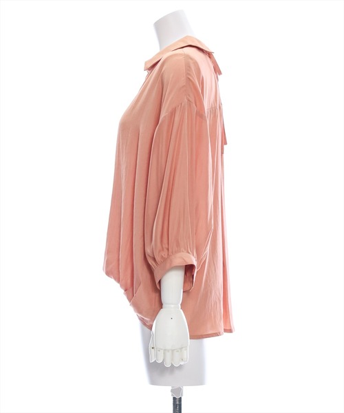 clear（クリア）の「バックスピンドル裾タックブラウス [シンプル可愛い ベーシック]≪再入荷≫（シャツ/ブラウス・レディース・サーモンピンク/グリーン/オフホワイト/ブラック/グレイッシュベージュ・F）」の13枚目の写真