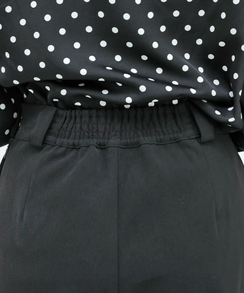 an another angelus（アンアナザーアンジェラス）の「フロントゴールド釦使いストレートパンツ/ananotherangelus（その他パンツ・レディース・インディゴブルー/ブラック・1/2）」の16枚目の写真