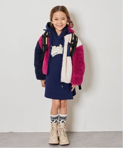 X-girl Stages（エックスガールステージス）の「サガラ刺しゅうフードボアパーカワンピース（ワンピース・キッズ・アイボリー/レッド/ネイビー・80ｃｍ/90cm/110cm/100cm/120cm/130cm/140cm）」の5枚目の写真