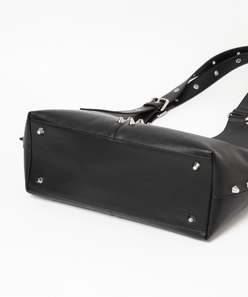 HARE（ハレ）の「スタッズトート(HARE)（トートバッグ・メンズ・ブラック・FREE）」の12枚目の写真