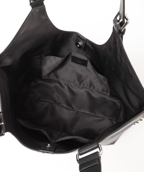 HARE（ハレ）の「スタッズトート(HARE)（トートバッグ・メンズ・ブラック・FREE）」の13枚目の写真