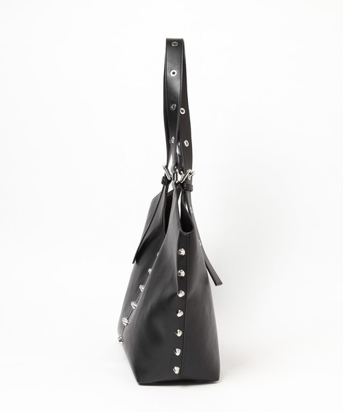 HARE（ハレ）の「スタッズトート(HARE)（トートバッグ・メンズ・ブラック・FREE）」の2枚目の写真