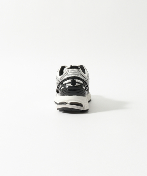 NEW BALANCE(ニューバランス)の「New Balance(ニューバランス) M1906RER(スニーカー・メンズ・シルバー・25.5cm/26cm/26.5cm/27cm/27.5cm/28cm)」の8枚目の写真