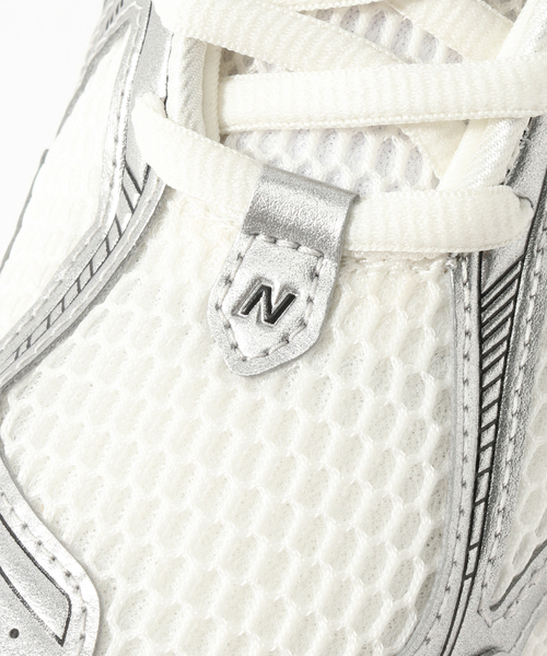 NEW BALANCE(ニューバランス)の「New Balance(ニューバランス) M1906RER(スニーカー・メンズ・シルバー・25.5cm/26cm/26.5cm/27cm/27.5cm/28cm)」の20枚目の写真
