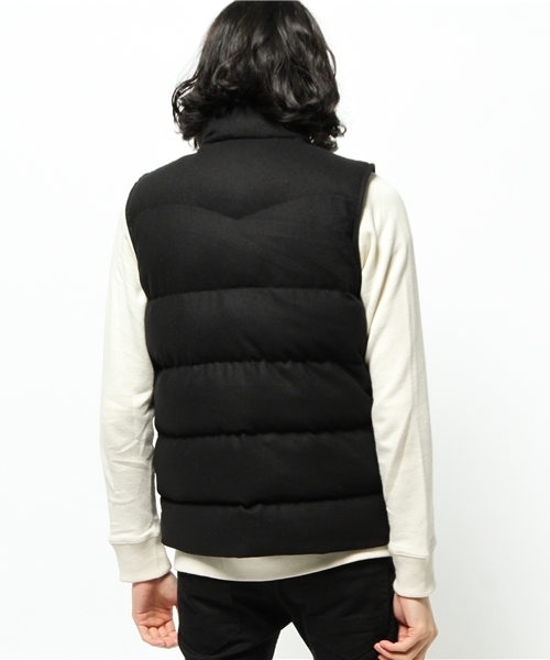 Lui's（ルイス）の「Lui's(ルイス) ウールダウンベスト（ダウンベスト・メンズ・チャコールグレー/ブラック/ライトグレー・MEDIUM/SMALL/LARGE）」の6枚目の写真