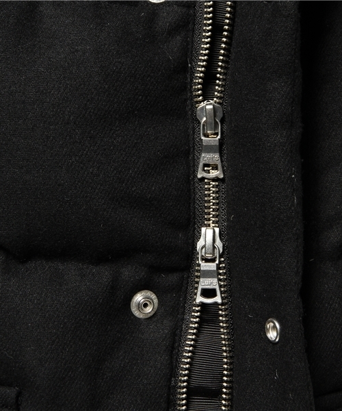 Lui's（ルイス）の「Lui's(ルイス) ウールダウンベスト（ダウンベスト・メンズ・チャコールグレー/ブラック/ライトグレー・MEDIUM/SMALL/LARGE）」の11枚目の写真