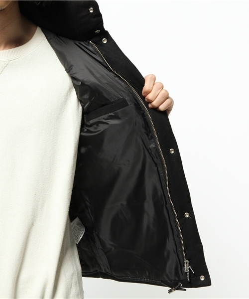 Lui's（ルイス）の「Lui's(ルイス) ウールダウンベスト（ダウンベスト・メンズ・チャコールグレー/ブラック/ライトグレー・MEDIUM/SMALL/LARGE）」の13枚目の写真