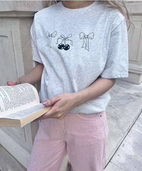 MORE self LOVE(モアセルフラブ)の「チェリーボンタトゥーTシャツ(Tシャツ/カットソー・レディース・ホワイト/グレー・FREE)」の13枚目の写真