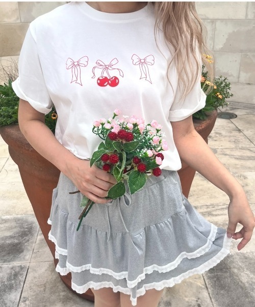 MORE self LOVE(モアセルフラブ)の「チェリーボンタトゥーTシャツ(Tシャツ/カットソー・レディース・ホワイト/グレー・FREE)」の9枚目の写真