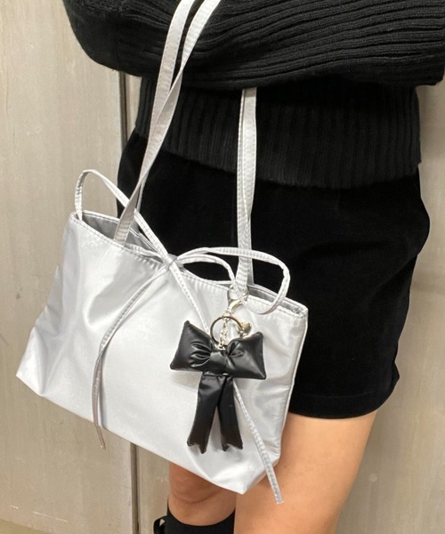 poiregnee（ポワニェ）の「［select］リボンチャーム（キーホルダー・レディース・ブラック/シルバー/ピンク・FREE）」の10枚目の写真