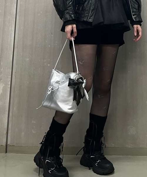 poiregnee（ポワニェ）の「［select］リボンチャーム（キーホルダー・レディース・ブラック/シルバー/ピンク・FREE）」の9枚目の写真