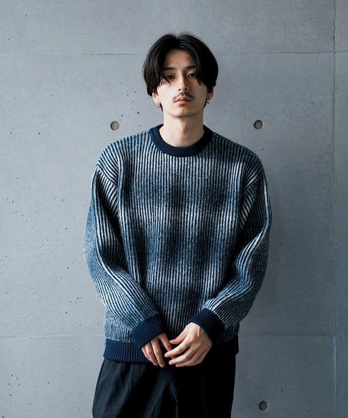 UNION STATION（ユニオンステーション）の「＊WEB限定　オーバーサイズグラデーション ニットセーター（ニット/セーター・メンズ・ブラック/ネイビー/クリーム・M/L）」の3枚目の写真