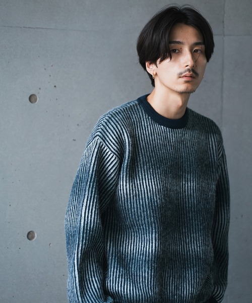 UNION STATION（ユニオンステーション）の「＊WEB限定　オーバーサイズグラデーション ニットセーター（ニット/セーター・メンズ・ブラック/ネイビー/クリーム・M/L）」の9枚目の写真