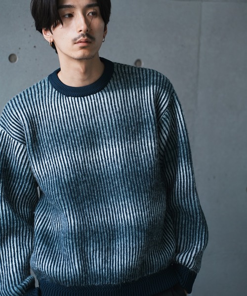 UNION STATION（ユニオンステーション）の「＊WEB限定　オーバーサイズグラデーション ニットセーター（ニット/セーター・メンズ・ブラック/ネイビー/クリーム・M/L）」の10枚目の写真