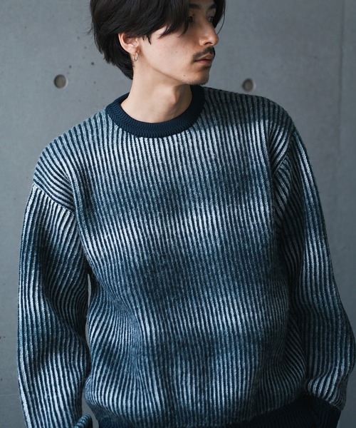 UNION STATION（ユニオンステーション）の「＊WEB限定　オーバーサイズグラデーション ニットセーター（ニット/セーター・メンズ・ブラック/ネイビー/クリーム・M/L）」の11枚目の写真