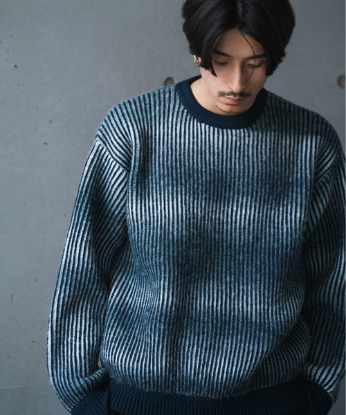 UNION STATION（ユニオンステーション）の「＊WEB限定　オーバーサイズグラデーション ニットセーター（ニット/セーター・メンズ・ブラック/ネイビー/クリーム・M/L）」の12枚目の写真