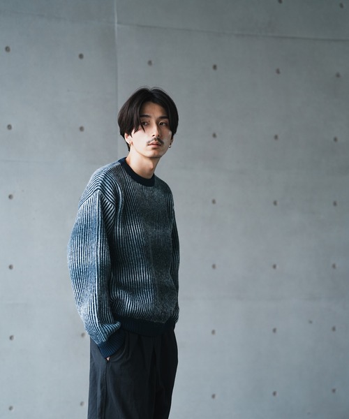 UNION STATION（ユニオンステーション）の「＊WEB限定　オーバーサイズグラデーション ニットセーター（ニット/セーター・メンズ・ブラック/ネイビー/クリーム・M/L）」の17枚目の写真