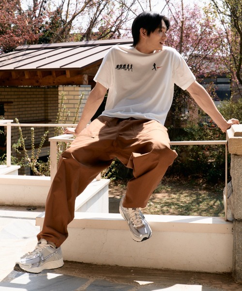 NIKE（ナイキ）の「ナイキ クラブ メンズ パンツ / Nike Club Men's Pants FN3097-281 Light British Tan（その他パンツ・メンズ・ライトブラウン・S/M/L/2XL/XL）」の2枚目の写真