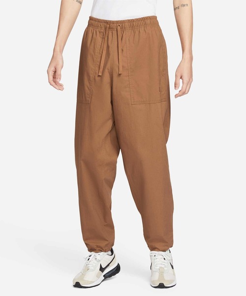 NIKE（ナイキ）の「ナイキ クラブ メンズ パンツ / Nike Club Men's Pants FN3097-281 Light British Tan（その他パンツ・メンズ・ライトブラウン・S/M/L/2XL/XL）」の4枚目の写真