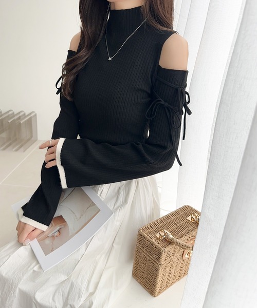 mily bilet(ミウィビレット)の「【mily bilet】リボンが愛らしい。肩リボンハイネック裾配色袖フレアリブニット(長袖)(ニット/セーター・レディース・ブルー/グレー/ブラック/アイボリー・SMALL/MEDIUM/X-LARGE/LARGE)」の21枚目の写真