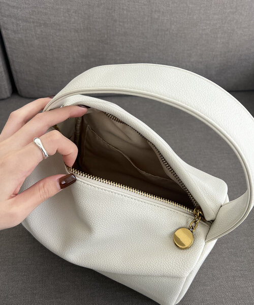 CAPRICIEUX LE'MAGE(カプリシューレマージュ)の「アシメワンハンドルバッグ(ハンドバッグ・レディース・ブラック/アイボリー/ライム・FREE)」の9枚目の写真