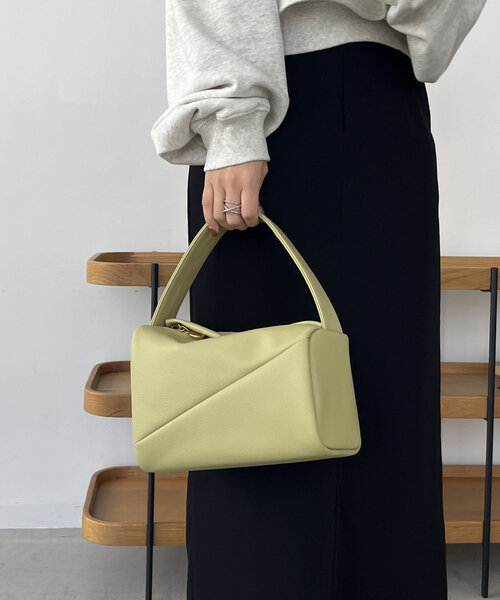 CAPRICIEUX LE'MAGE(カプリシューレマージュ)の「アシメワンハンドルバッグ(ハンドバッグ・レディース・ブラック/アイボリー/ライム・FREE)」の15枚目の写真