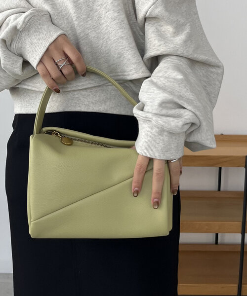 CAPRICIEUX LE'MAGE(カプリシューレマージュ)の「アシメワンハンドルバッグ(ハンドバッグ・レディース・ブラック/アイボリー/ライム・FREE)」の14枚目の写真