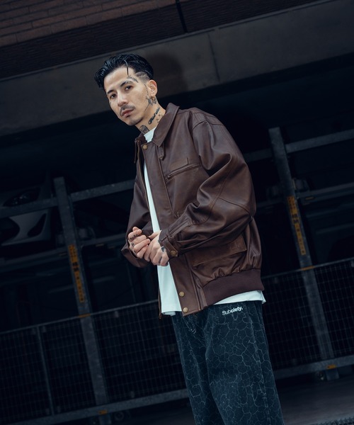 Subciety（サブサエティ）の「Faded faux leather blouson（ブルゾン・メンズ・ブラウン/ブラック・X-LARGE/LARGE/MEDIUM/SMALL）」の6枚目の写真