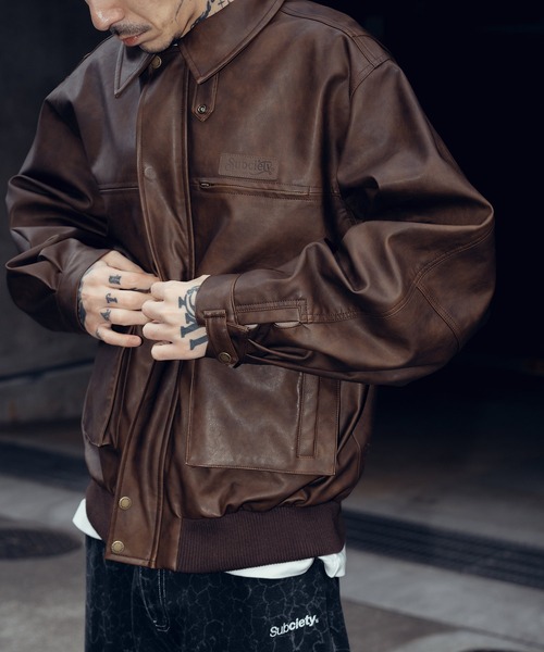 Subciety（サブサエティ）の「Faded faux leather blouson（ブルゾン・メンズ・ブラウン/ブラック・X-LARGE/LARGE/MEDIUM/SMALL）」の14枚目の写真