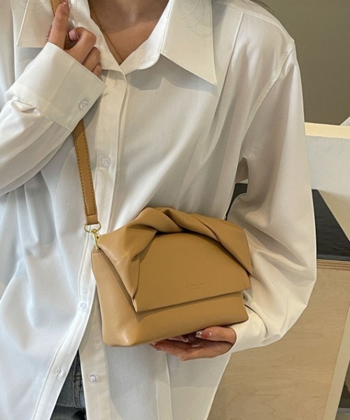 paravion（パラビオン）の「クロスハンドルバッグ／ショルダー調節可能（ショルダーバッグ・レディース・ホワイト/ブラウン/ピンク/ブラック・FREE）」の4枚目の写真