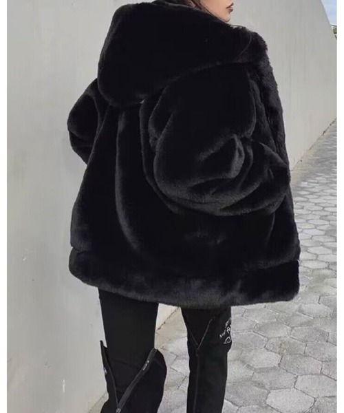 セール】中綿キルティングもこもこフェイクファーフードブルゾン