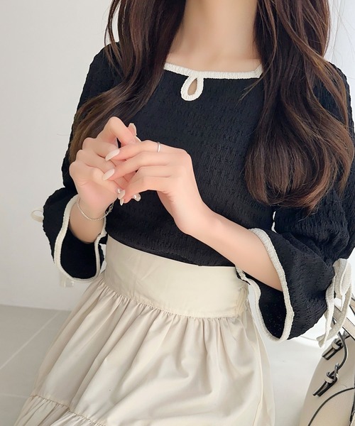 mily bilet(ミウィビレット)の「【mily bilet】主役の一枚。贅沢ディティールで毎日を特別に♪袖キャンディースリーブリボン付きプルオーバー(Tシャツ/カットソー・レディース・アイボリー/グレイッシュベージュ/ブラック・X-LARGE/SMALL/MEDIUM/LARGE)」の7枚目の写真