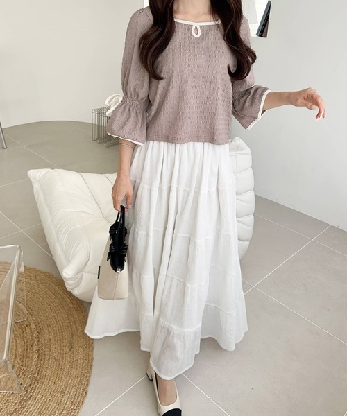 mily bilet(ミウィビレット)の「【mily bilet】主役の一枚。贅沢ディティールで毎日を特別に♪袖キャンディースリーブリボン付きプルオーバー(Tシャツ/カットソー・レディース・アイボリー/グレイッシュベージュ/ブラック・X-LARGE/SMALL/MEDIUM/LARGE)」の10枚目の写真