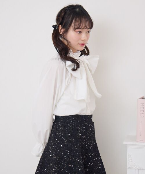 ems excite(エムズエキサイト)の「ピコレースボウタイBL(シャツ/ブラウス・レディース・ブルー/ホワイト/ライトグレー・FREE)」の6枚目の写真