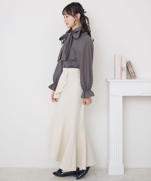 ems excite(エムズエキサイト)の「ピコレースボウタイBL(シャツ/ブラウス・レディース・ブルー/ホワイト/ライトグレー・FREE)」の11枚目の写真