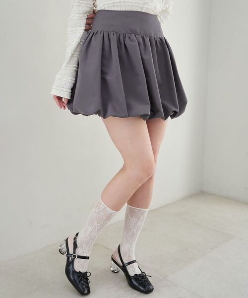 MAJESTIC LEGON(マジェスティックレゴン)の「ハイウエストバルーンミニスカパン(スカート・レディース・ブラック/グレー/アイボリー・MEDIUM)」の3枚目の写真