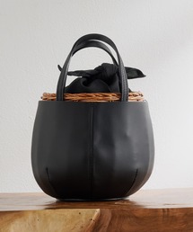 The Bagmati ザバグマティ新品値札付き❗️クロシェバック　¥13200 セール】【BAGMATI/バグマティ】 ハートカゴポシェット（かご