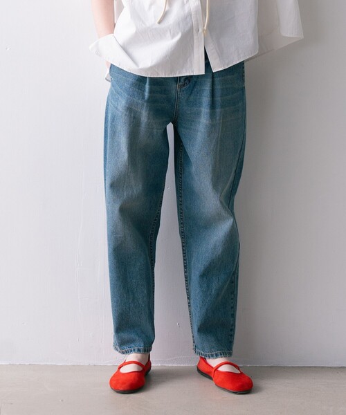 CAROLINA GLASER（カロリナ グレイサー）の「テーパードシルエット デニム パンツ（デニムパンツ・レディース・ブラック/インディゴブルー・SMALL/MEDIUM）」の2枚目の写真