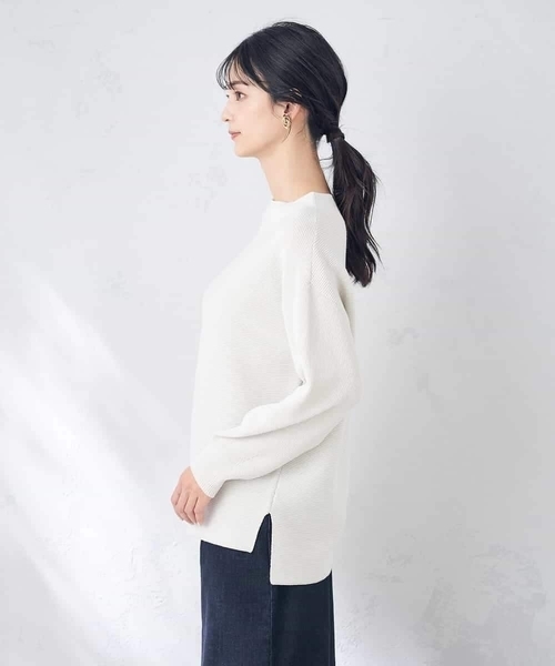 a.v.v（アーヴェヴェ）の「ラメ混ガーターチュニックニット（ニット/セーター・レディース・ダークインディゴブルー/アイボリー・36/40/38/42）」の18枚目の写真