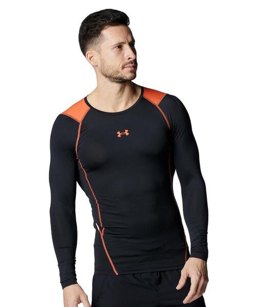 UNDER ARMOUR(アンダーアーマー)の「UAヒートギアアーマー コンプレッション ノベルティ ロングスリーブ シャツ(トレーニング/メンズ)(Tシャツ/カットソー・メンズ・ブラック系その他・M/L/2XL/XL/S)」の1枚目の写真