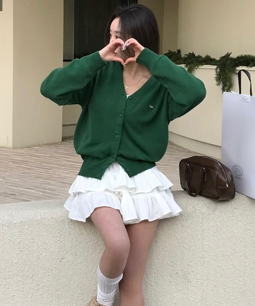 BEIDELLI（ベイデリー）の「[BELLIDE MADE] マーリンペンダントVネックカーディガン（カーディガン/ボレロ・レディース・グリーン/ネイビー/グレー/ブラック/アイボリー・FREE）」の4枚目の写真