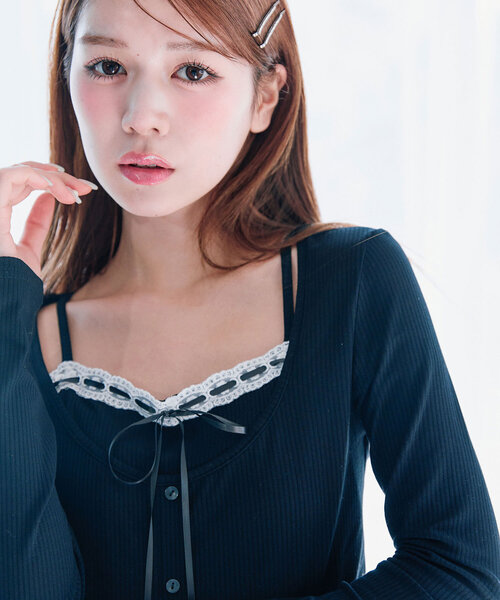 OLIVE des OLIVE(オリーブデオリーブ)の「【着痩せ◎】レイヤード風テレコトップス(Tシャツ/カットソー・レディース・レッド/トップグレー/アイボリー/ブラック・FREE)」の9枚目の写真