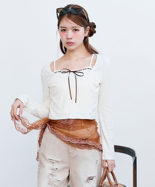 OLIVE des OLIVE(オリーブデオリーブ)の「【着痩せ◎】レイヤード風テレコトップス(Tシャツ/カットソー・レディース・レッド/トップグレー/アイボリー/ブラック・FREE)」の2枚目の写真