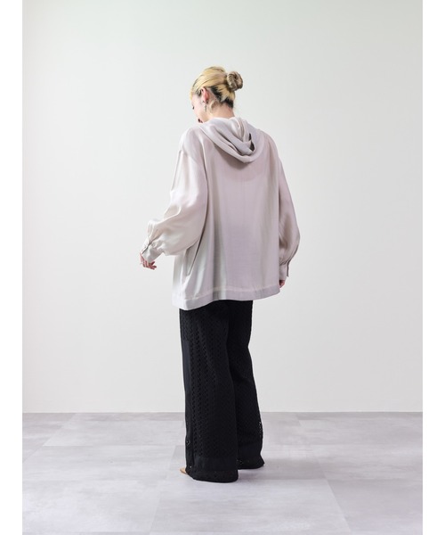 DOLLUPOOPS（ドールアップウップス）の「テープ配色シアーフーディートップス（パーカー・レディース・ブラック/ライトベージュ・38）」の8枚目の写真