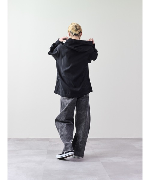 DOLLUPOOPS（ドールアップウップス）の「テープ配色シアーフーディートップス（パーカー・レディース・ブラック/ライトベージュ・38）」の6枚目の写真