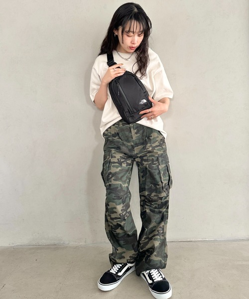 THE NORTH FACE(ザノースフェイス)の「THE NORTH FACE(ザ・ノースフェイス)/軽量 ワンショルダー ボディバッグ メッセンジャー ショルダーバッグ/SP ONE-WAY(ショルダーバッグ・レディース・ブラック/クリーム/ライトグレー/ライム・FREE)」の17枚目の写真