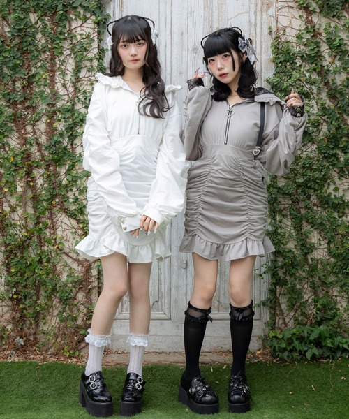 DearMyLove（ディアマイラブ）の「ハートクロスフリルベルト厚底パンプス（パンプス・レディース・ブラック・22.5cm/23cm/23.5cm/24cm/24.5cm/25cm/25.5cm）」の2枚目の写真