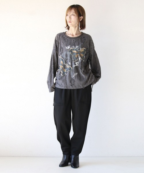 OTONA（オトナ）の「ダメージトップス（Tシャツ/カットソー・レディース・グレー・FREE）」の2枚目の写真